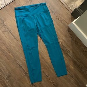 Fast and free Lululemon tights